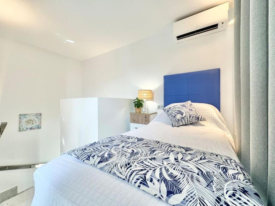 Welcome To Villa Bali A Luxurious Modern Getaway ロスクリスティアーノス エクステリア 写真