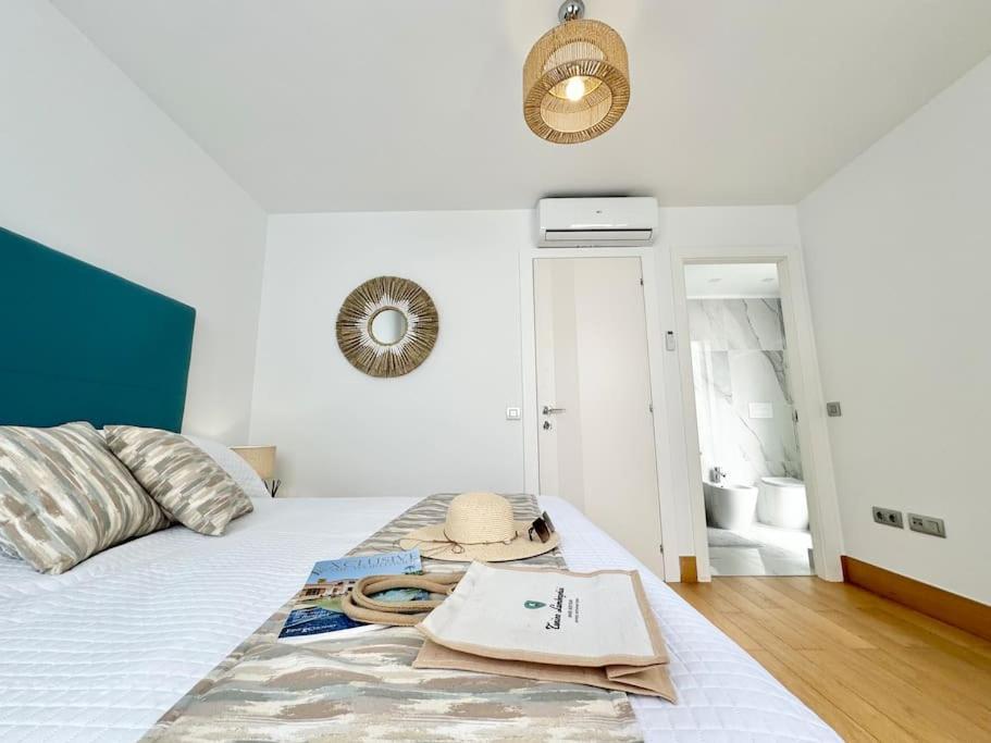 Welcome To Villa Bali A Luxurious Modern Getaway ロスクリスティアーノス エクステリア 写真