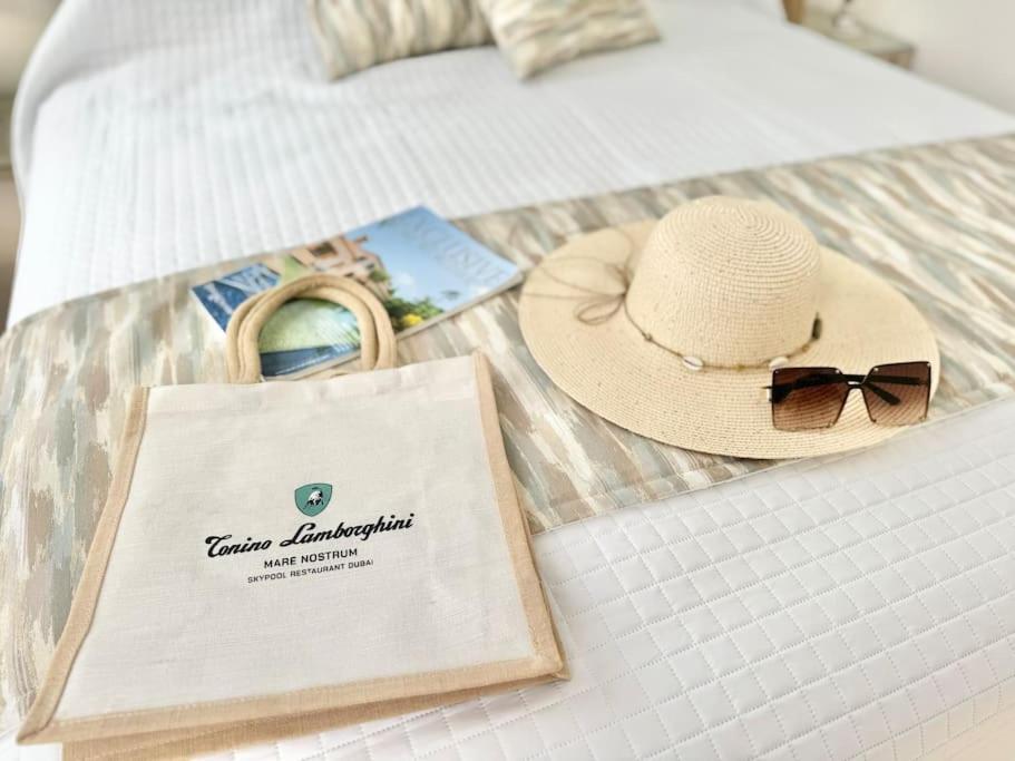 Welcome To Villa Bali A Luxurious Modern Getaway ロスクリスティアーノス エクステリア 写真